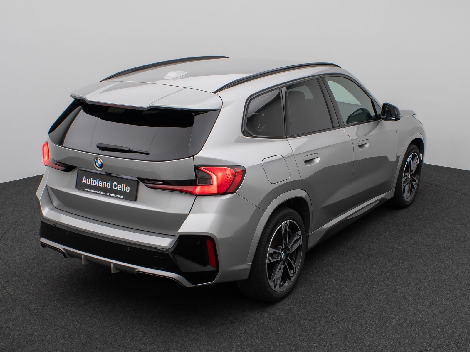 Fahrzeugabbildung BMW X1 xD23i M Sport 360°HUD DAB H/K AHK Komfort 19"