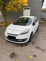 Renault Grand Scenic - gebrauchte Renault Grand Scenic aus dem Jahr 2012