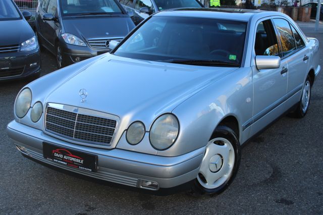 Mercedes-Benz E 200 CLASSIC *TÜV 09-2025/SCHIEBEDACH/GEPFLEGT*