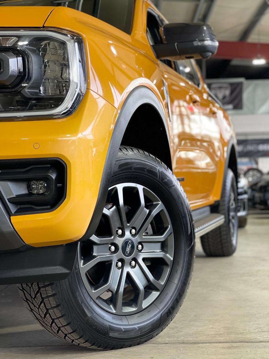 Ford WILDTRAK e-4WD DOPPELK.+360°+SHZ+GARANTIE 01/28
