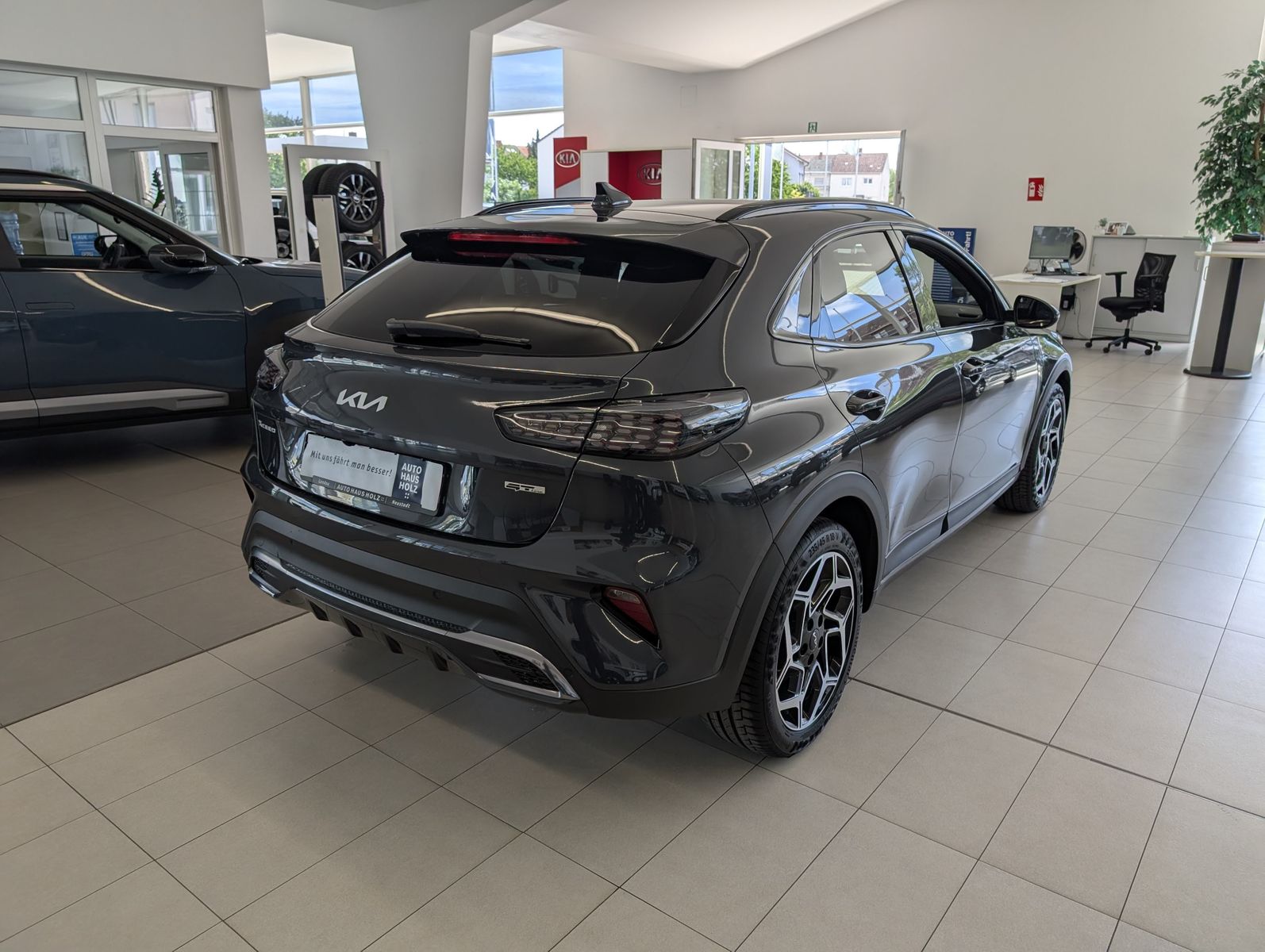 KIA XCeed 1.6 T-GDI 180 DCT7 GT-Line Leder – Bild 4