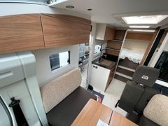 Bürstner SFT 7.0 SIGNATURE  Automatik 180PS AHK