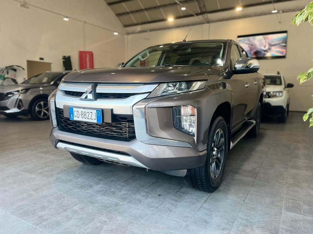 Image of Mitsubishi L200