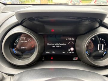 Toyota Yaris - 11