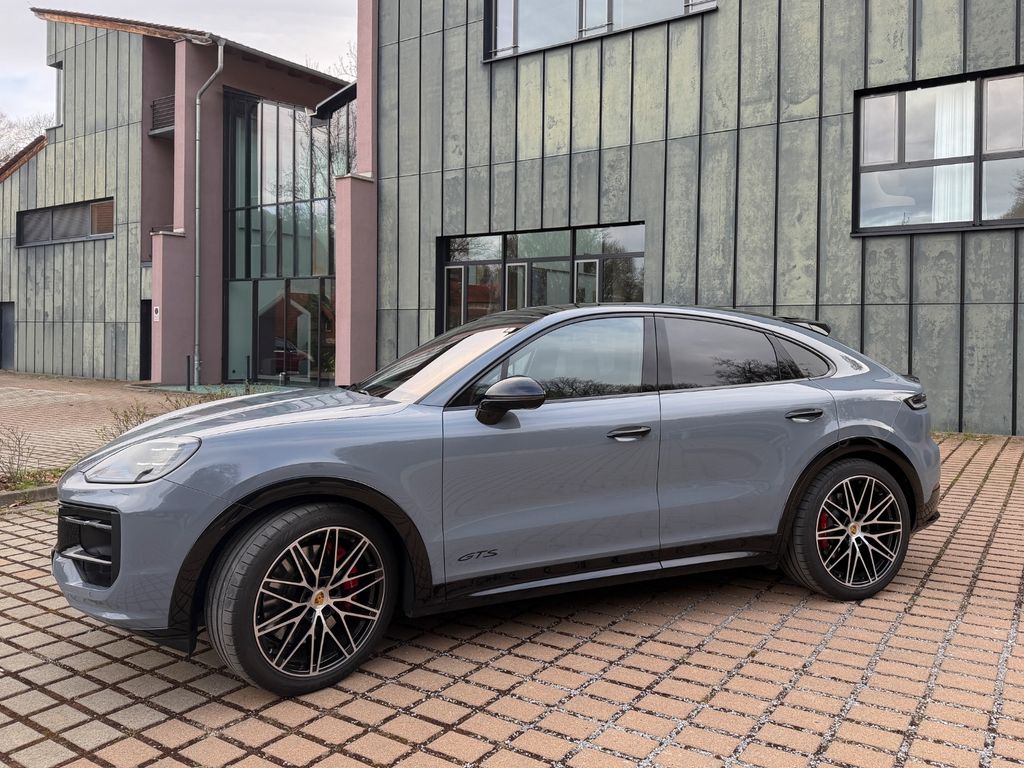Image of Porsche Cayenne