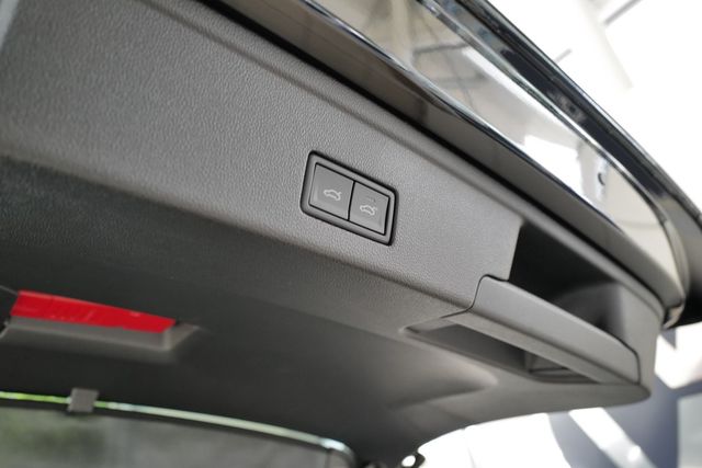 Volkswagen Touareg 3.0TDI 4Motion Leder AHK Pano StdHz 90L 