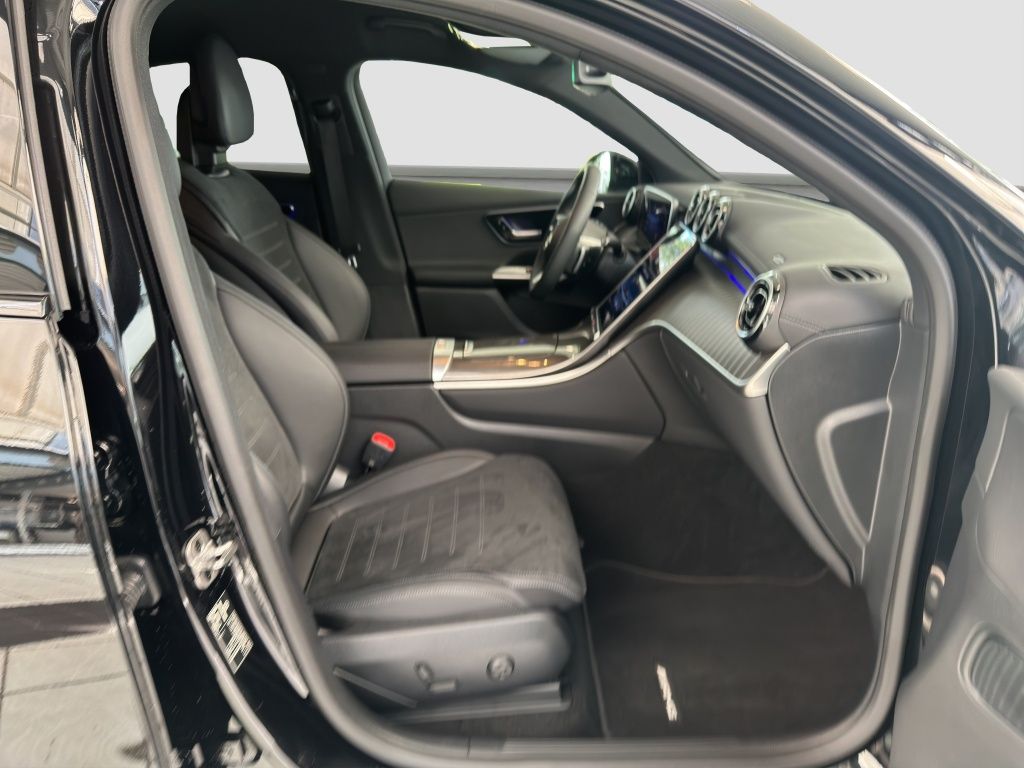 Fahrzeugabbildung Mercedes-Benz GLC 200 4MATIC Coupé AMG Line*NightPaket*Carplay