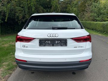Audi Q3 - 4