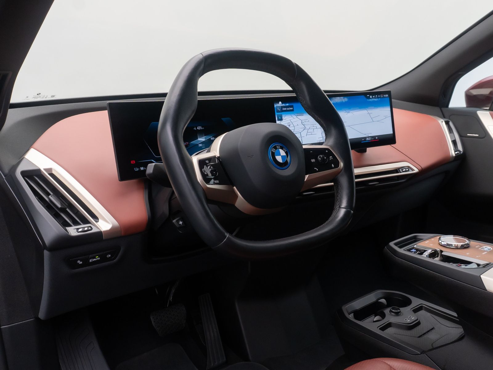 Fahrzeugabbildung BMW iX xD50 Sport Panorama Laser 360&deg;H/K SoftCL 22"