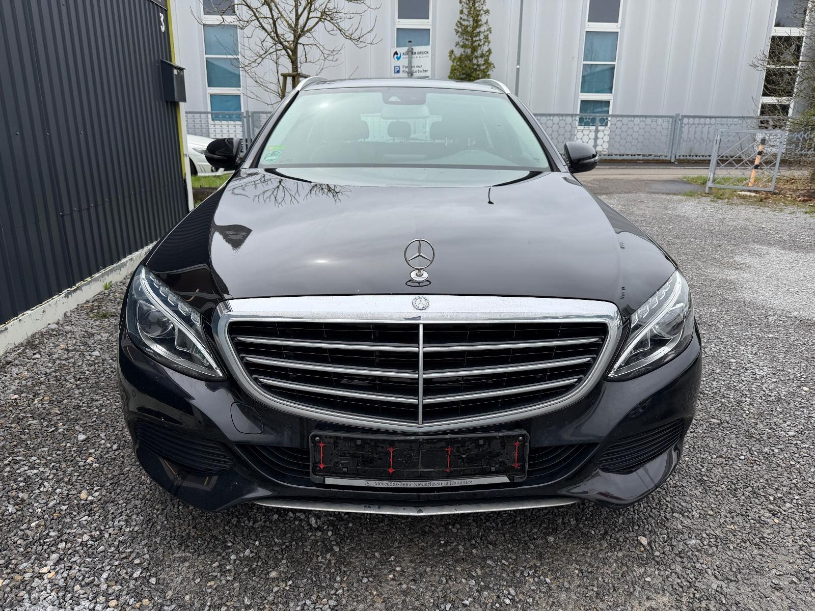 Mercedes-Benz C 180 T CGI/AUT/NAVI/LED/PDC/SHZ