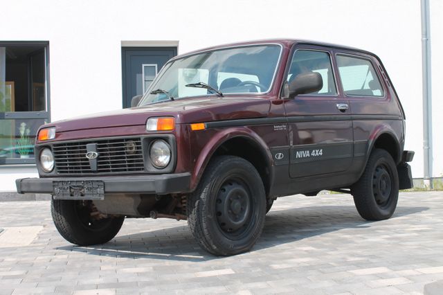 Lada Niva 1.7i Only 4x4