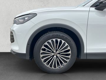 Volkswagen Tiguan - 10