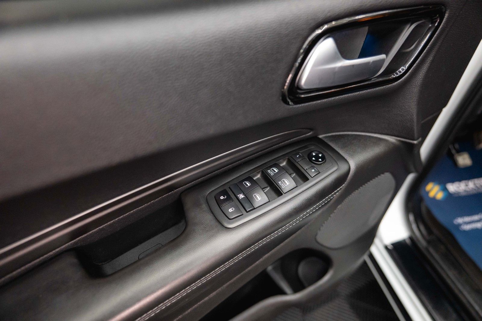 Fahrzeugabbildung Dodge Durango 5.7 V8 R/T SRT 4x4 Night-Paket Modell 22