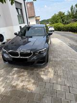 BMW 320i M Sportpaket | EZ 11/2020 | 50.000 km | - BMW 320 in Bonn