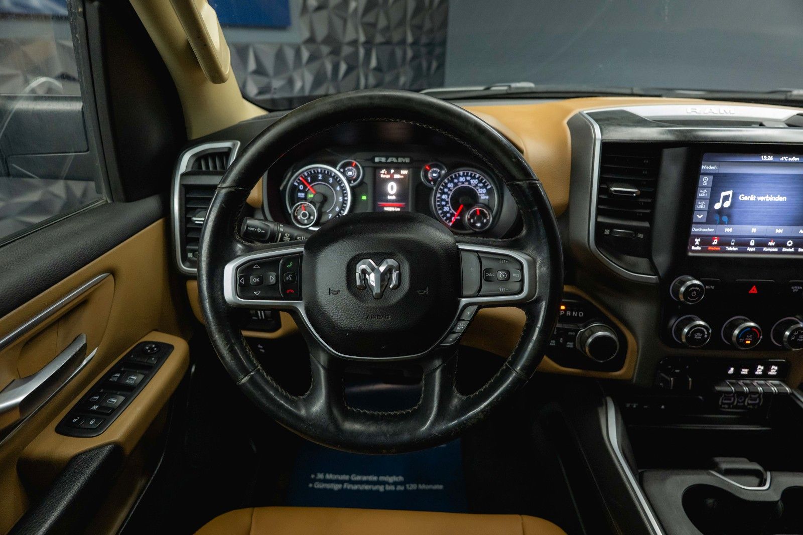 Fahrzeugabbildung Dodge RAM 5.7 V8 HEMI 4x4 OFFROAD LONGBED Night-Paket