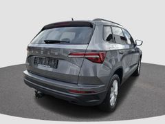 SKODA Karoq Fresh AHK NAVvorb SHZ LED PDC RKF BLT 5J G
