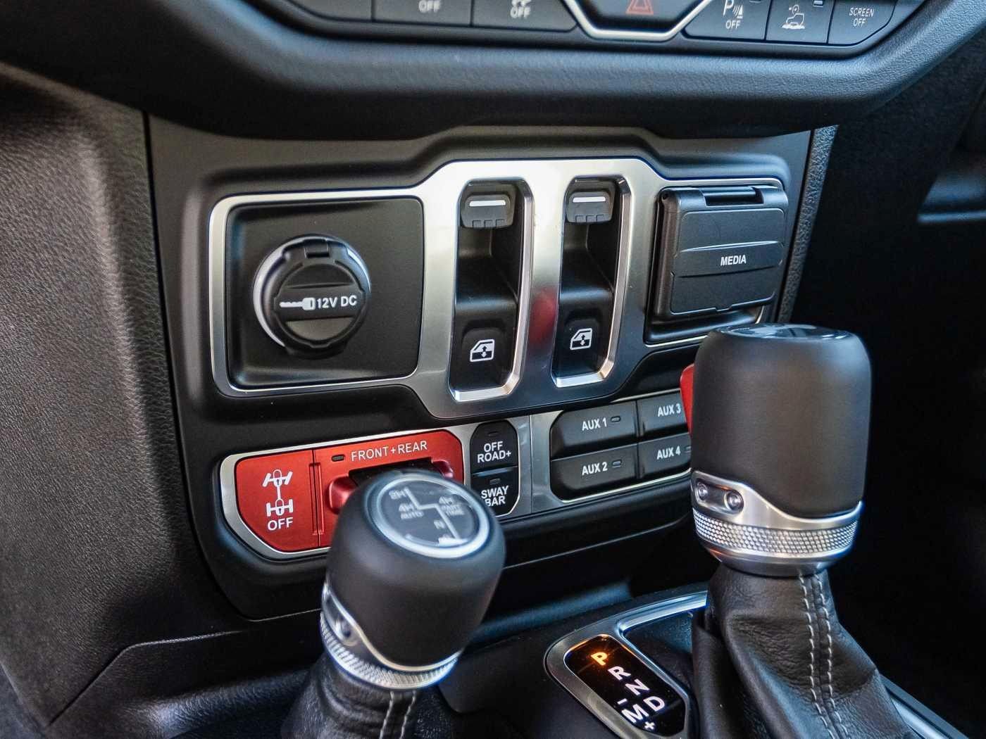 Fahrzeugabbildung Jeep Wrangler 2.0T-GDI Rubicon Recon Xtreme 4x4 WARN