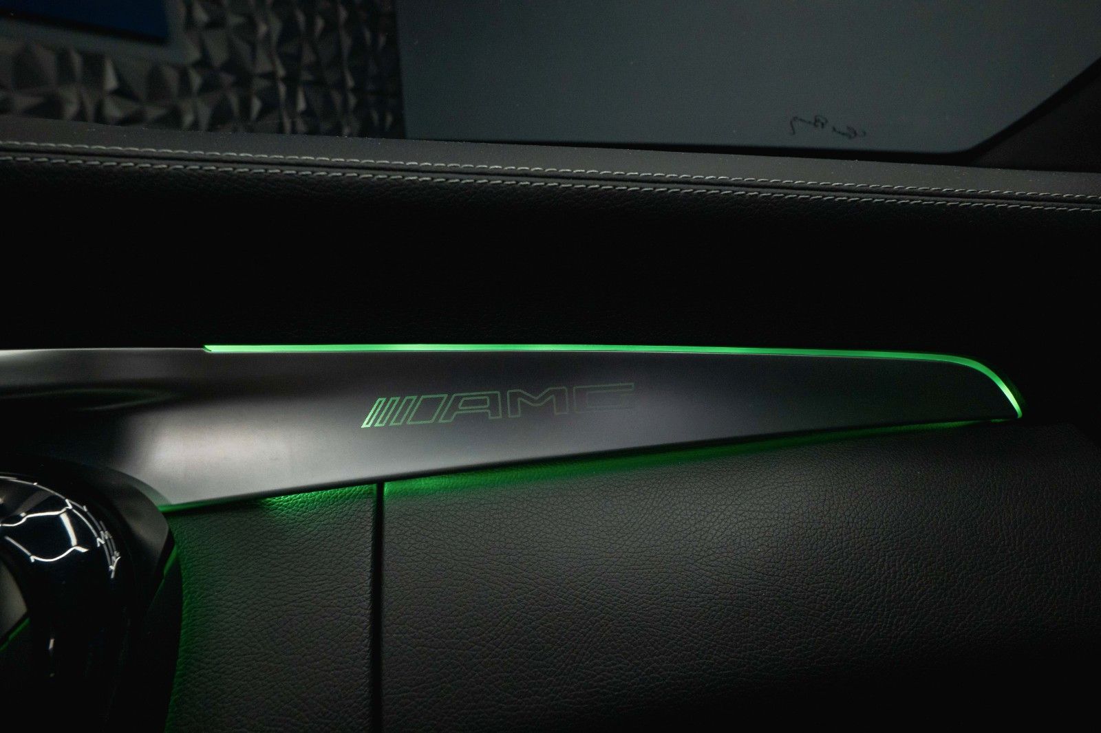 Fahrzeugabbildung Mercedes-Benz C 63 S T AMG Performance *Pano*Burmester*LED*