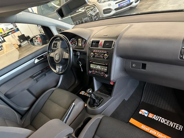 MYAUTOCENTER – Gebraucht- und Jahreswagen mit Werkstattservice in Pfaffenhofen Volkswagen Touran Comfortline *7-SITZER*2-ZONEN*TEMPO*