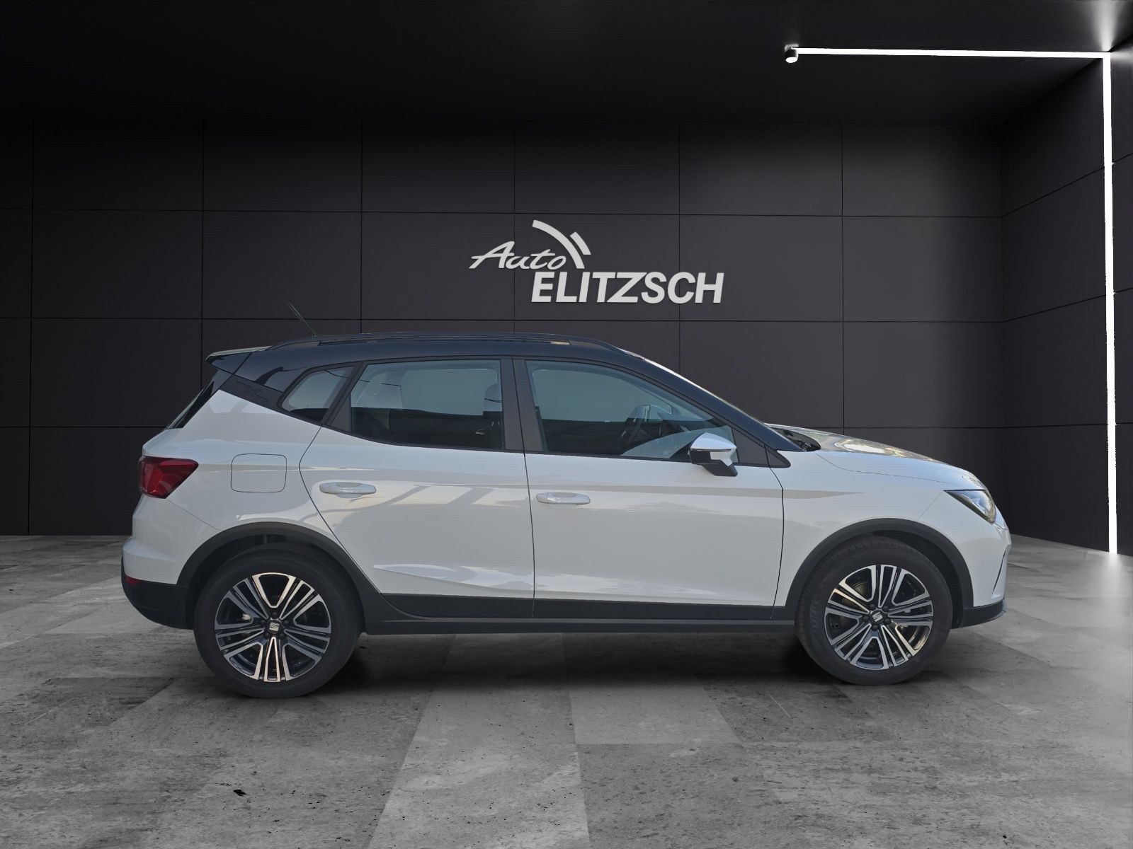 Fahrzeugabbildung SEAT Arona Style Edition 1.0 TSI ACC LED