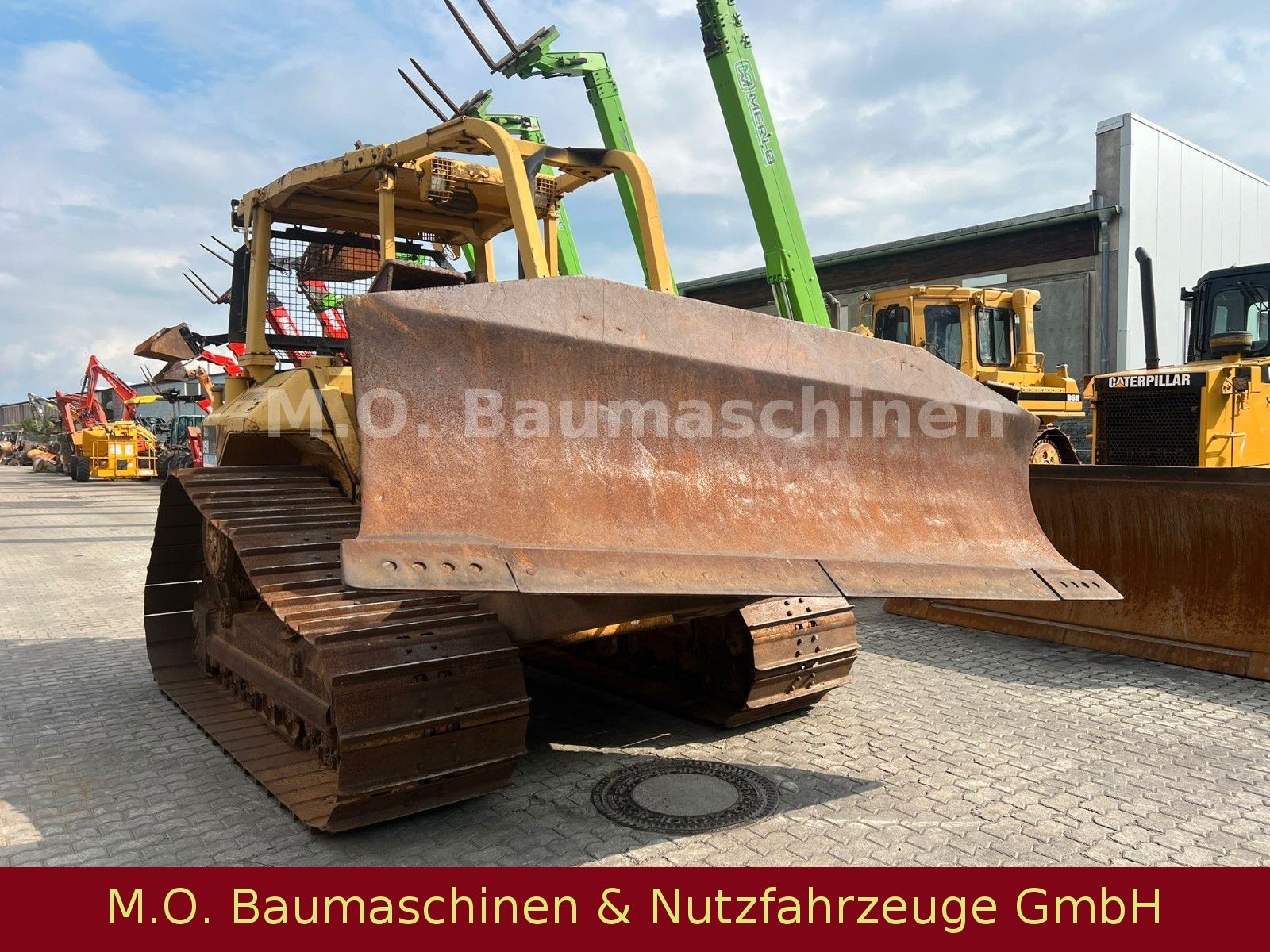 Fahrzeugabbildung CAT Caterpillar D 5 N LGP
