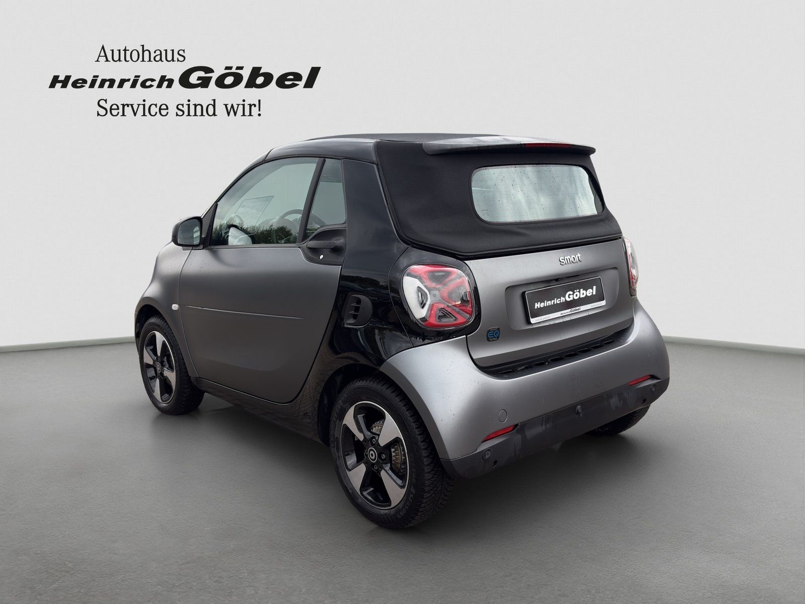 Fahrzeugabbildung Smart Smart EQ Cabrio*EXCLUSIVE-PAKET*CARPLAY*AMBIENTE