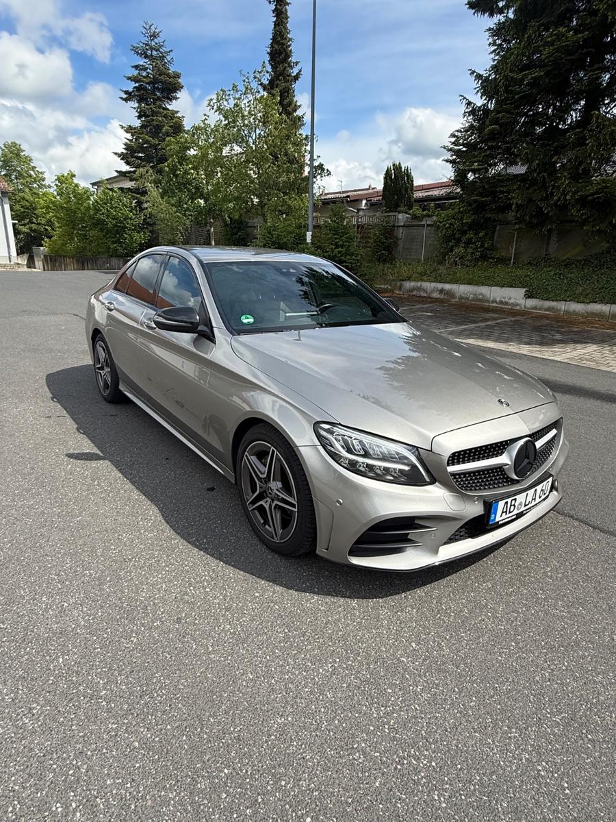 Mercedes-Benz C-Class C200 Limousine AMG-Line Garantie