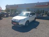 Mitsubishi Outlander 2.2 D 4WD AT 7-Sitzer, AHK, 2t Anhänge - Mitsubishi: 7