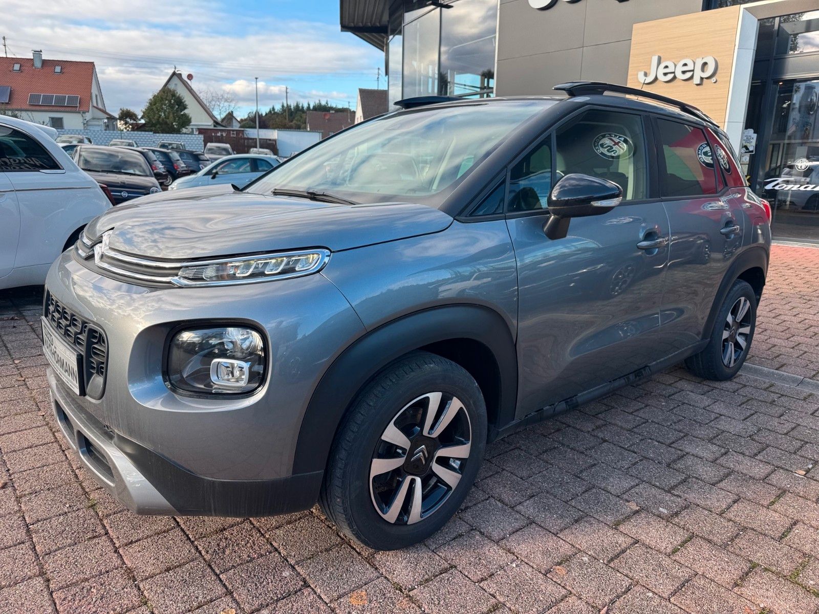 Fahrzeugabbildung Citroën C3 Aircross Shine Navigation Sitzheizung Tempoma