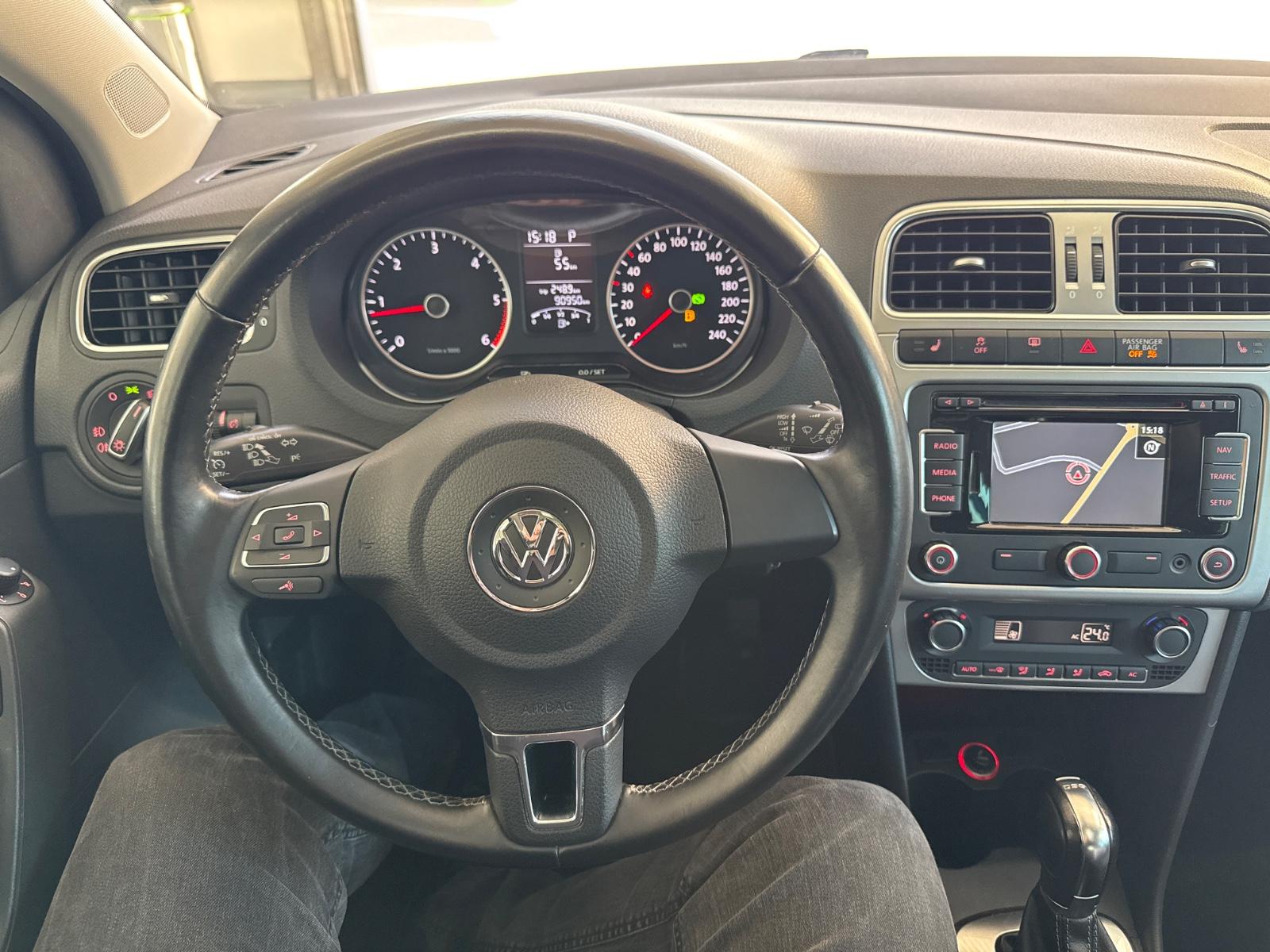 Volkswagen Polo 1.6 TDI*AUTO*BI-XN*NAV*PANO*TMP*PDC*LED*1HD