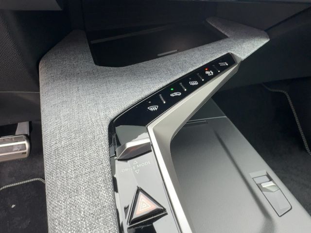 Foto Nummer 19: PEUGEOT 3008