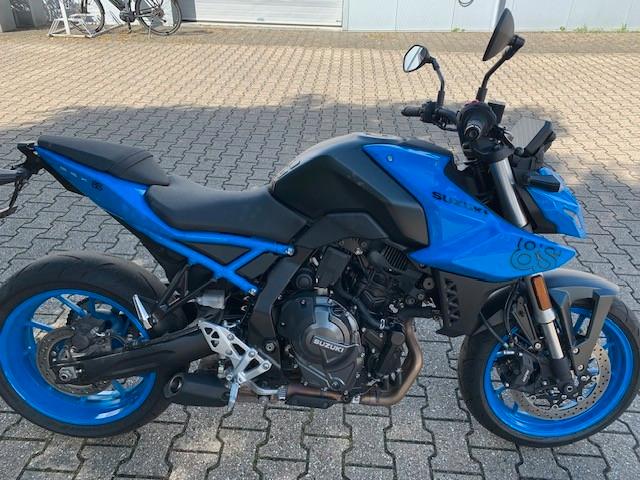 Suzuki GSX8S