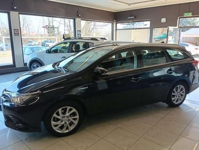 Toyota Auris Auris Touring Sports 1.8h Business 