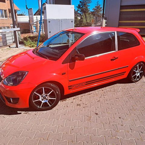 Ford Fiesta mk5 st line tuning Bastler kei...