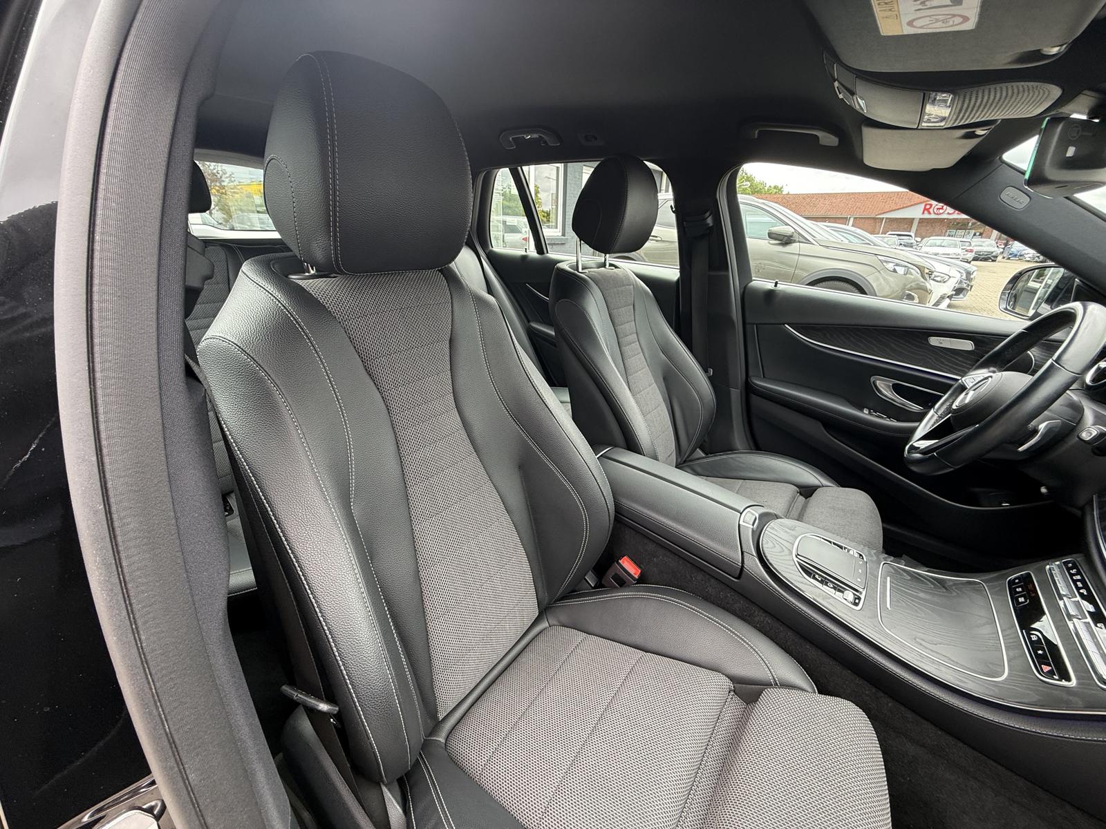Mercedes-Benz E 200 d,T-M Avantgarde,T-Leder,R-Kam,Ambiente