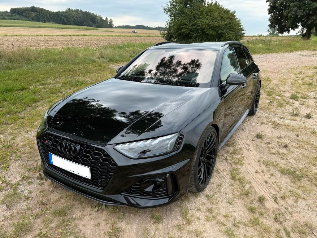 Audi RS4