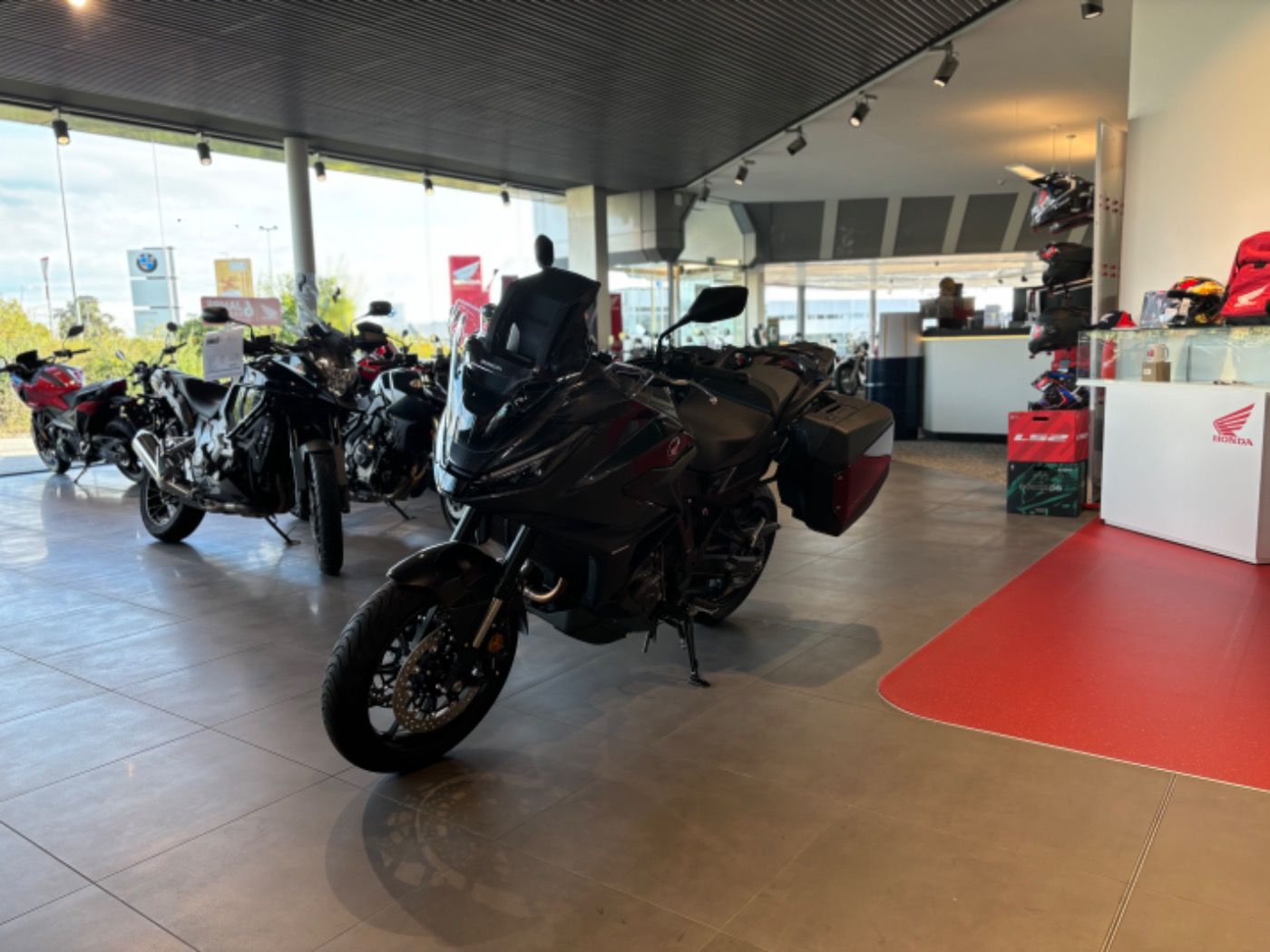 Fahrzeugabbildung Honda NT 1100 Schalter Standard