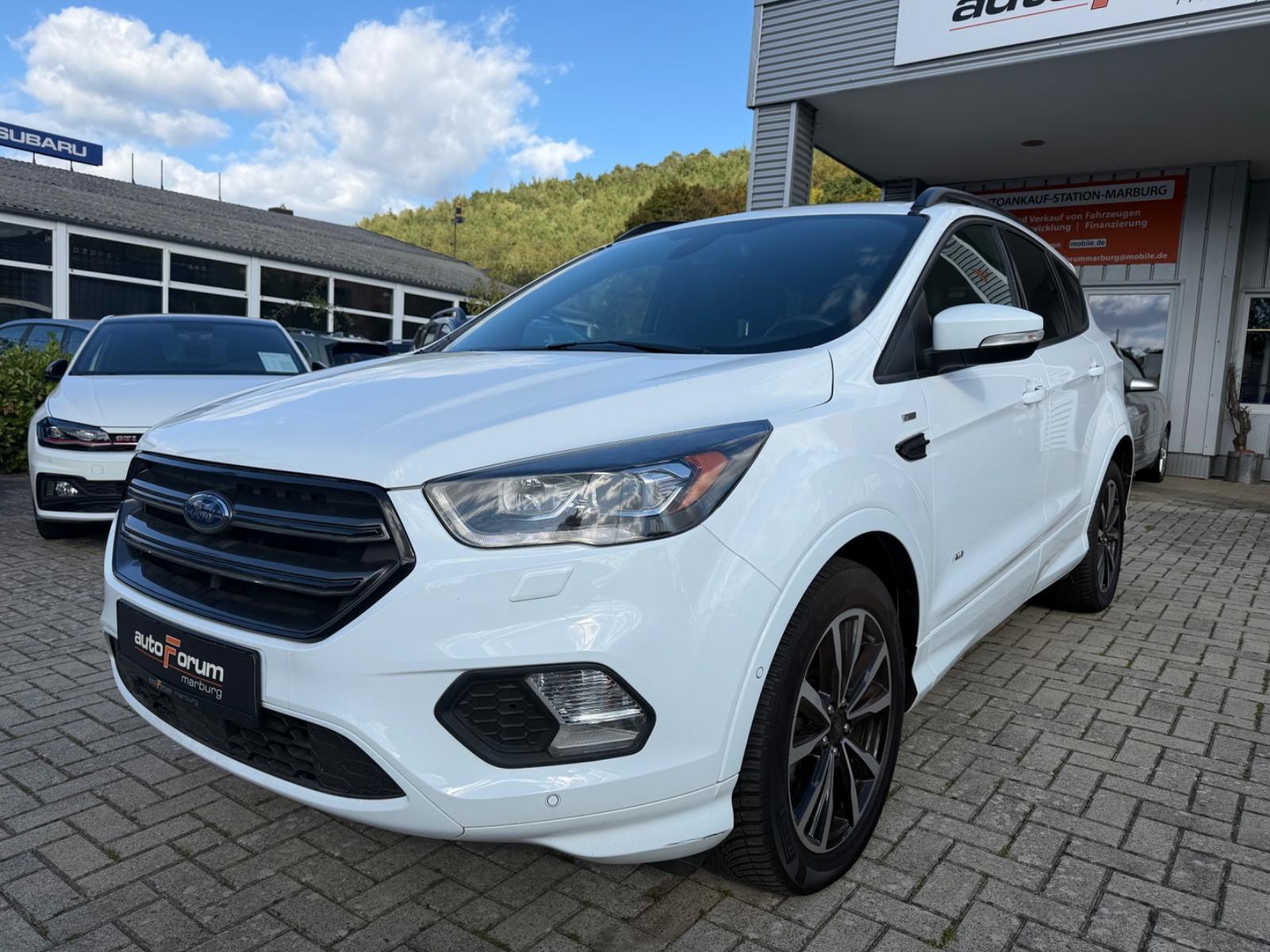 Ford Kuga ST-Line *4WD*Pano*AHK*Navi*