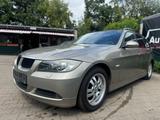 BMW 318i 3 Touring Xenon TÜV NEU - BMW aus 2007: Kombi