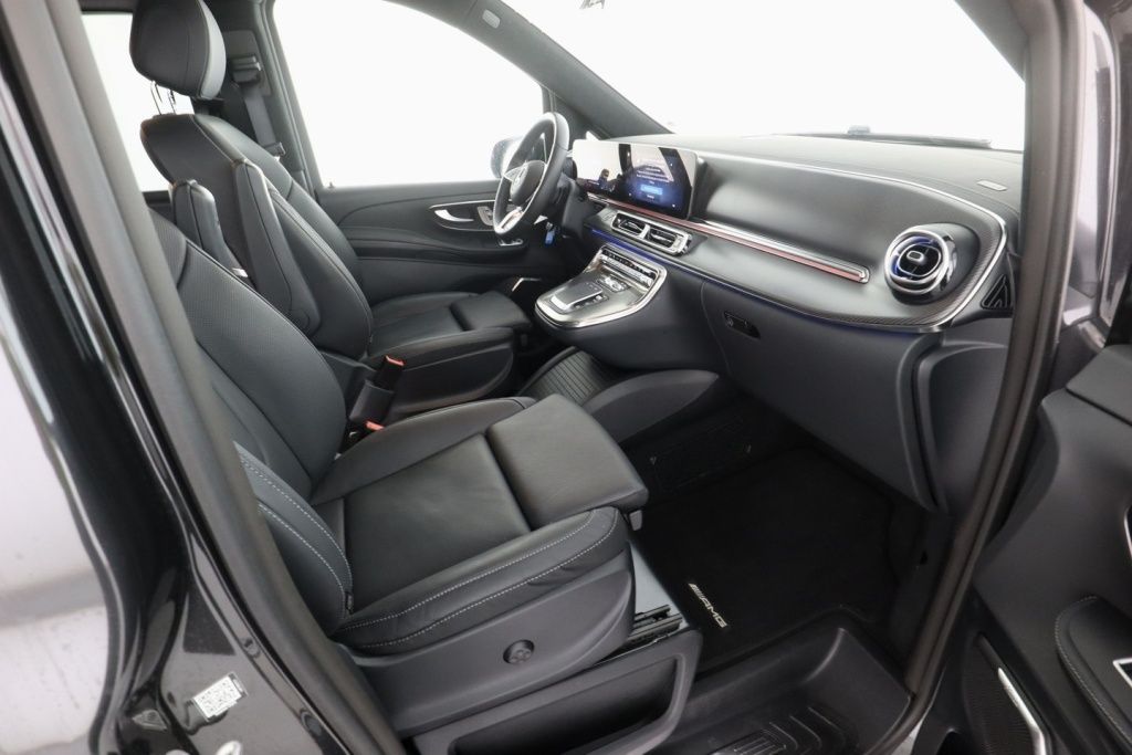 Fahrzeugabbildung Mercedes-Benz V 300 d Exclusive lang 4x4 AMG 7 Sitze VOLL