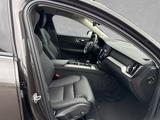 Volvo V60 B4 Mild-Hybrid Plus Dark LED - Volvo V60 mit Benzin-Antrieb