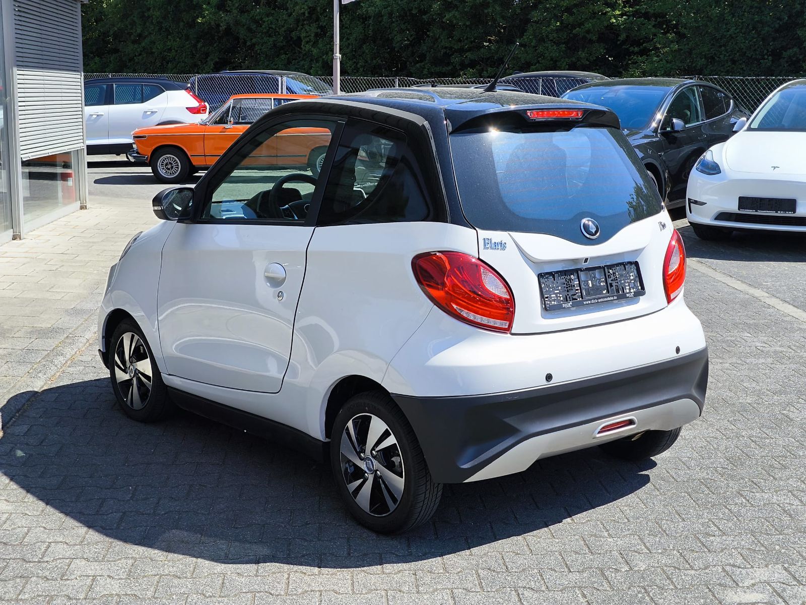 Fahrzeugabbildung Elaris Pio 36KW+LED+NAVI+KAM+KLIMA+LEDER+CARPLAY+