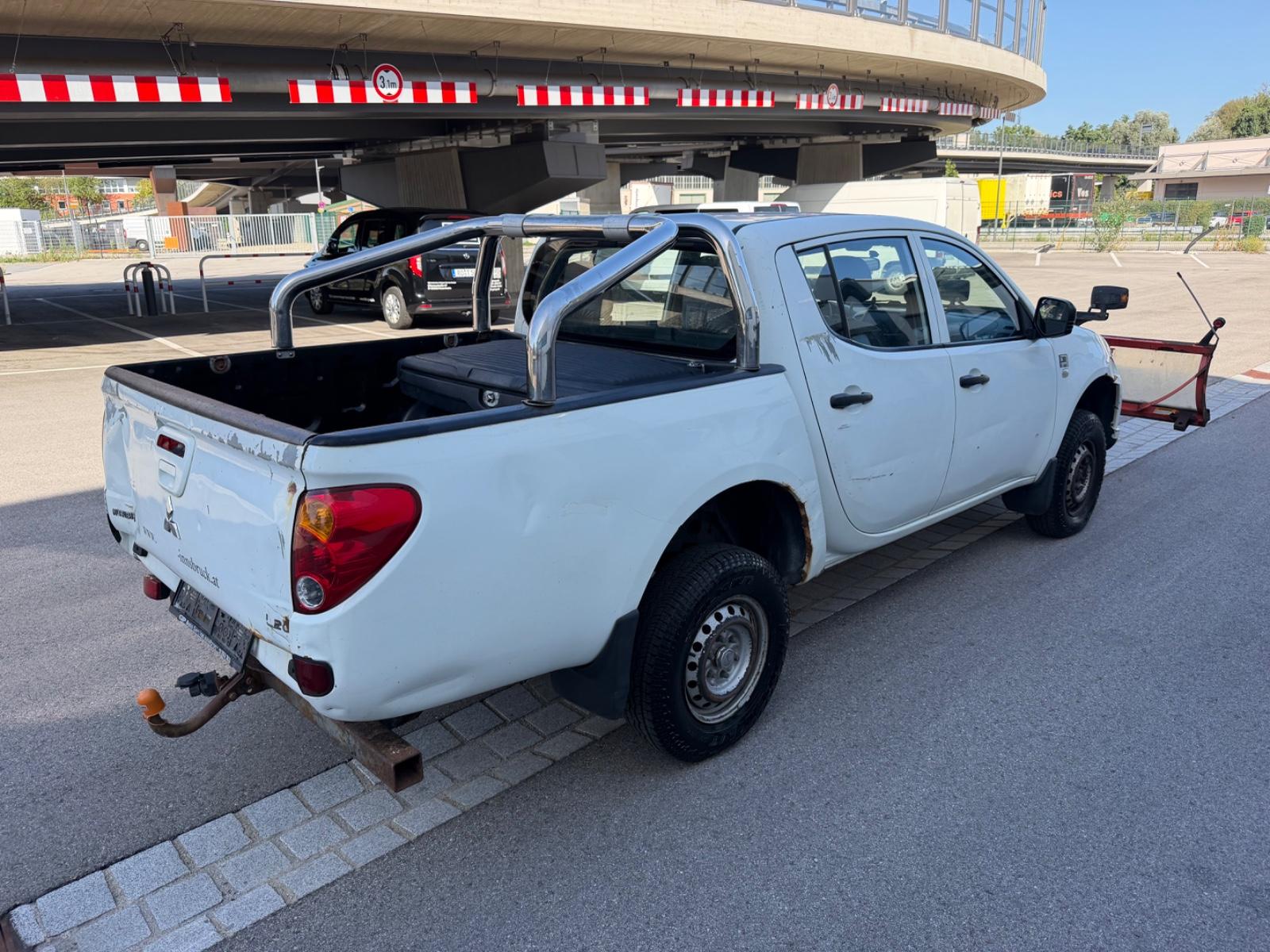 Mitsubishi L200 Klima Euro 5 4X4 Schneepflug Klima