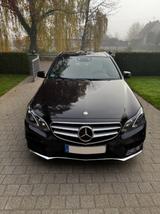 Mercedes-Benz E500 AMG Paket V8 4MATIC Avantgarde