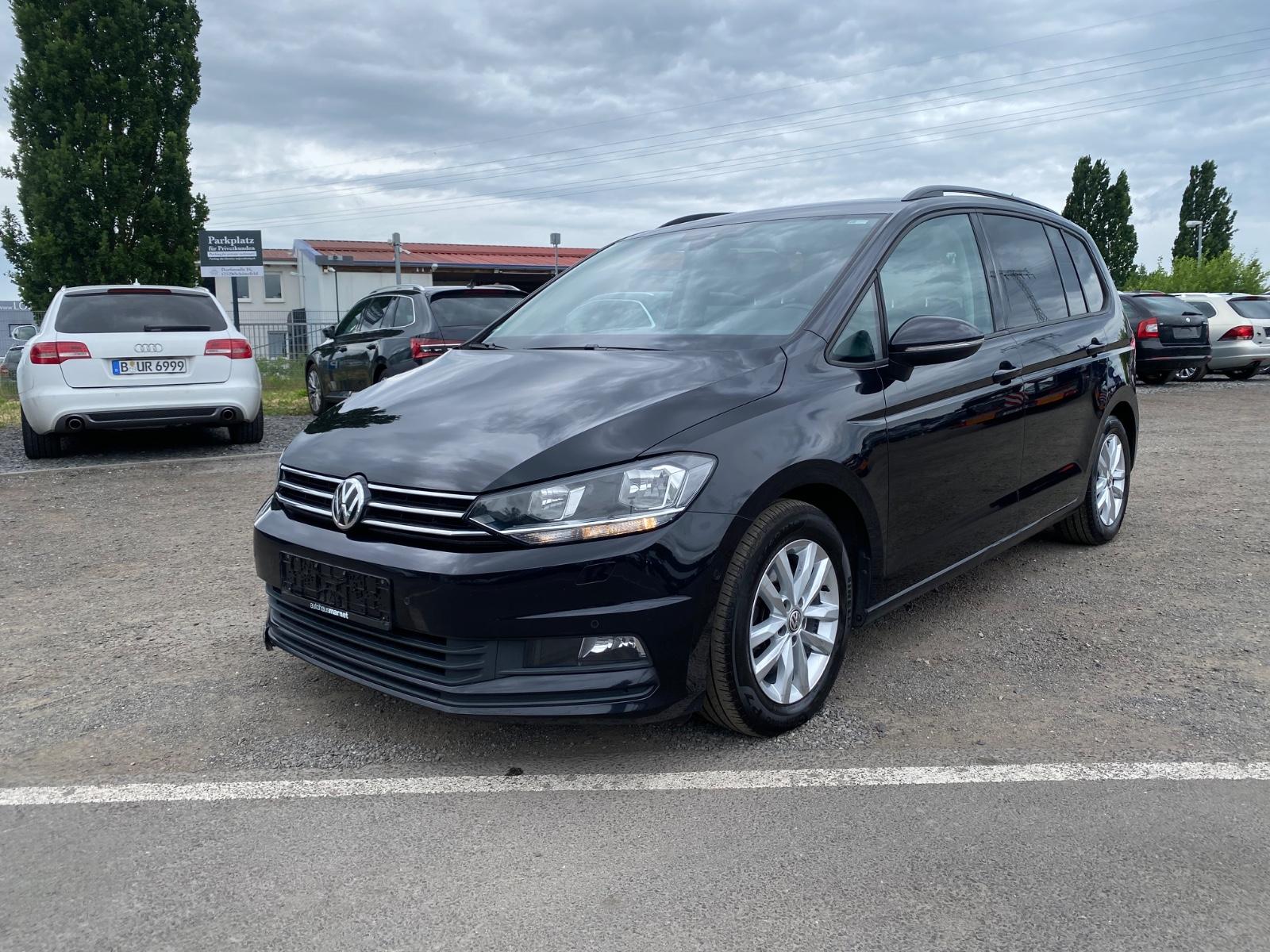 Volkswagen Touran Comfortline Standheizung_Navi_7Persom