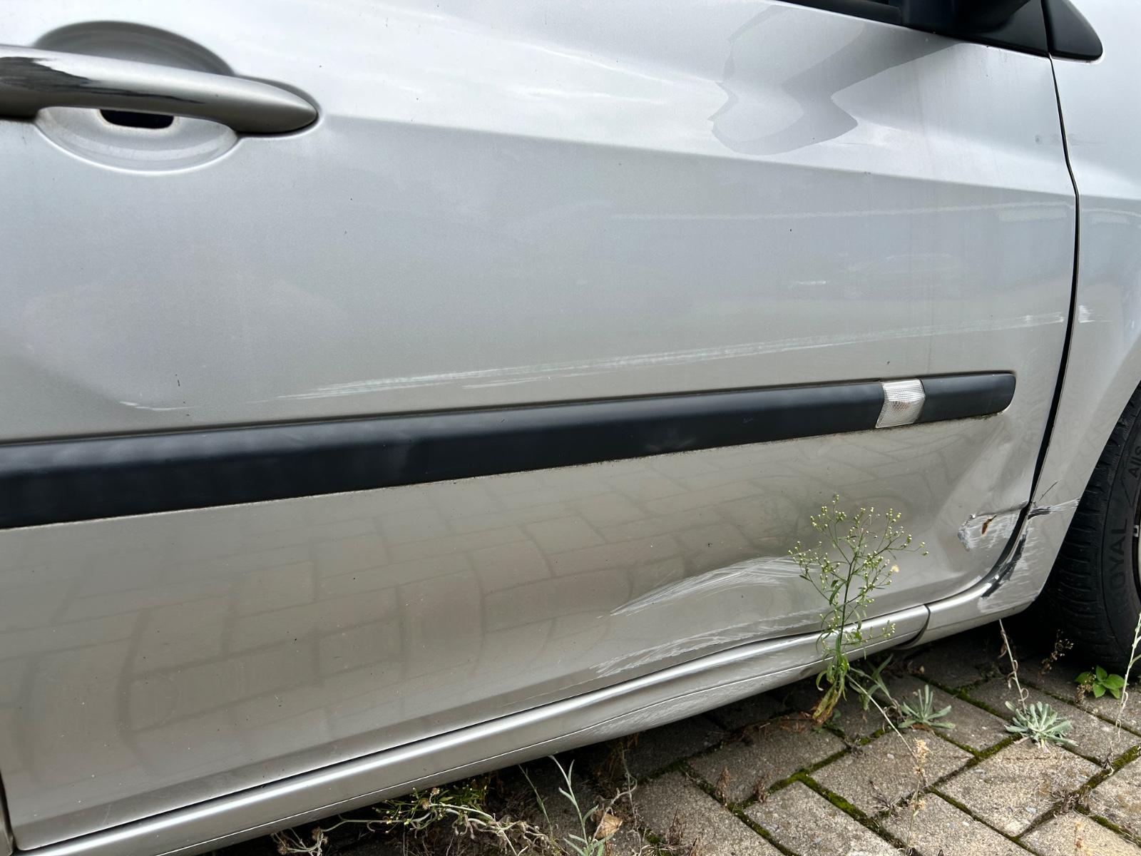 Renault Clio 2008 — photo 8