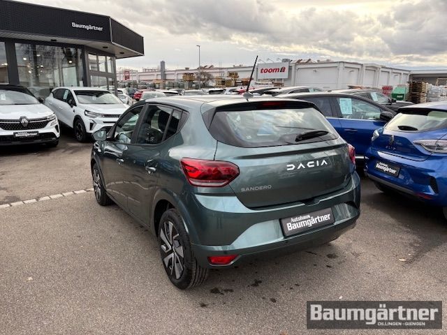 Fahrzeugabbildung Dacia Sandero Expression TCe 90 Automatik Winter-Paket