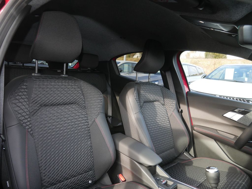Fahrzeugabbildung Renault Clio Techno TCe 115