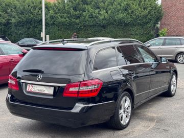 Mercedes E 220 - 2