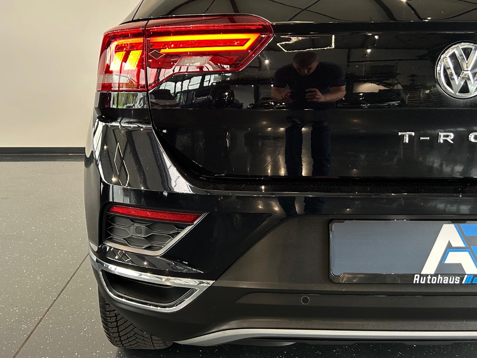 Volkswagen T-Roc Sport 4Motion*LED*VIRTUAL*ASSIST*NAVI*AMBI